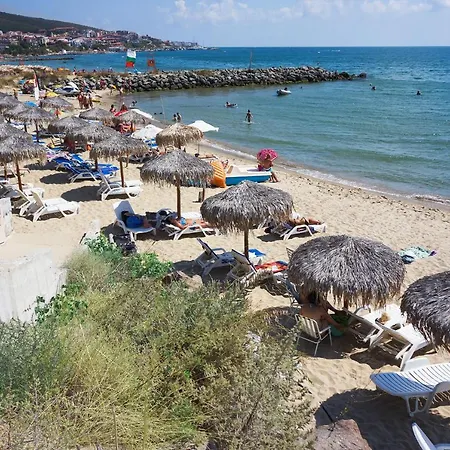 Apartcomplex In Sveti Vlas Victorio 2
